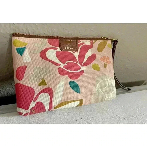 Fossil Multi- Color Floral Botanical Zip Around Clutch Wristlet - Picture 1 of 8